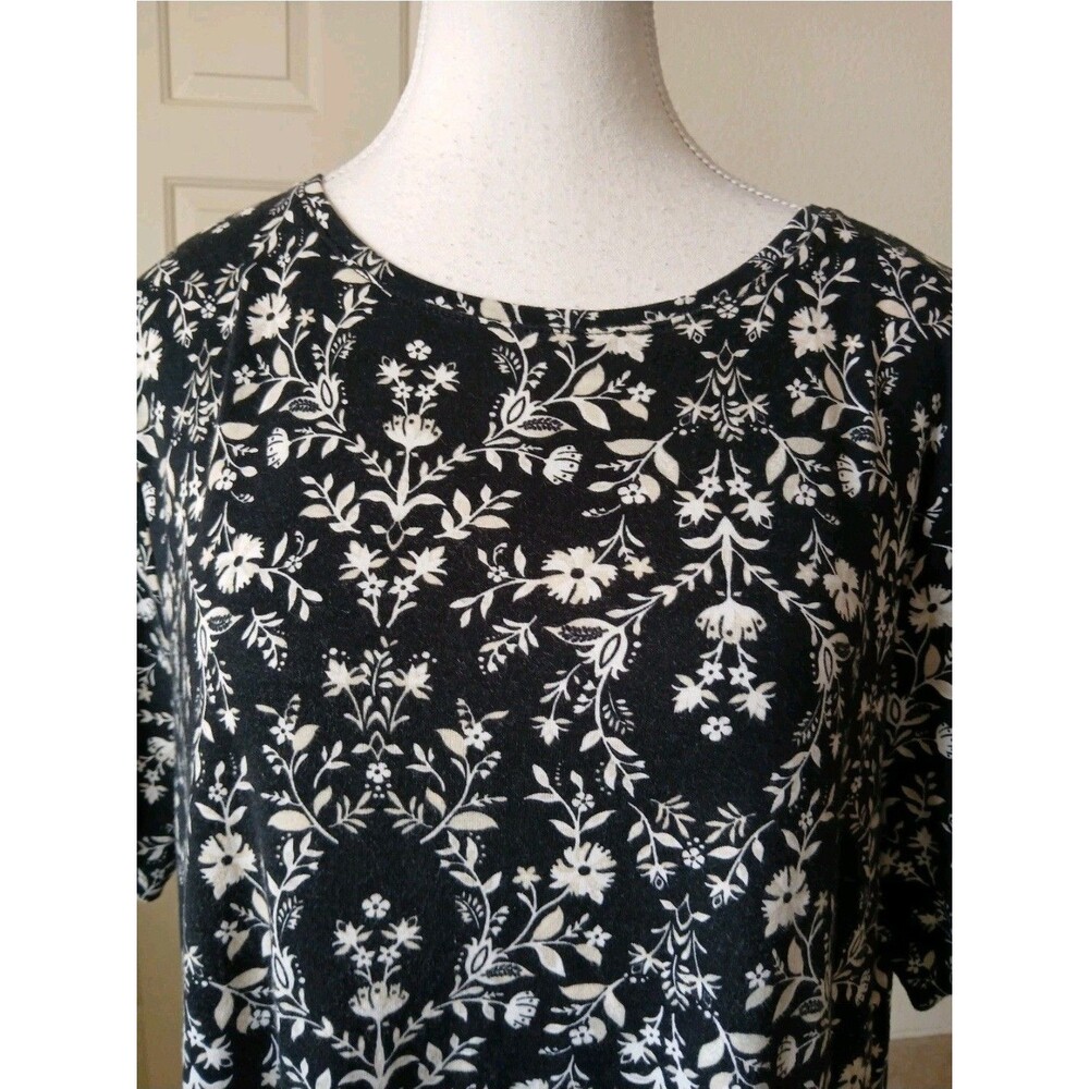 Croft & Barrow Womens Plus Size 1X Black White Floral Classic Tee Top - Picture 6 of 12